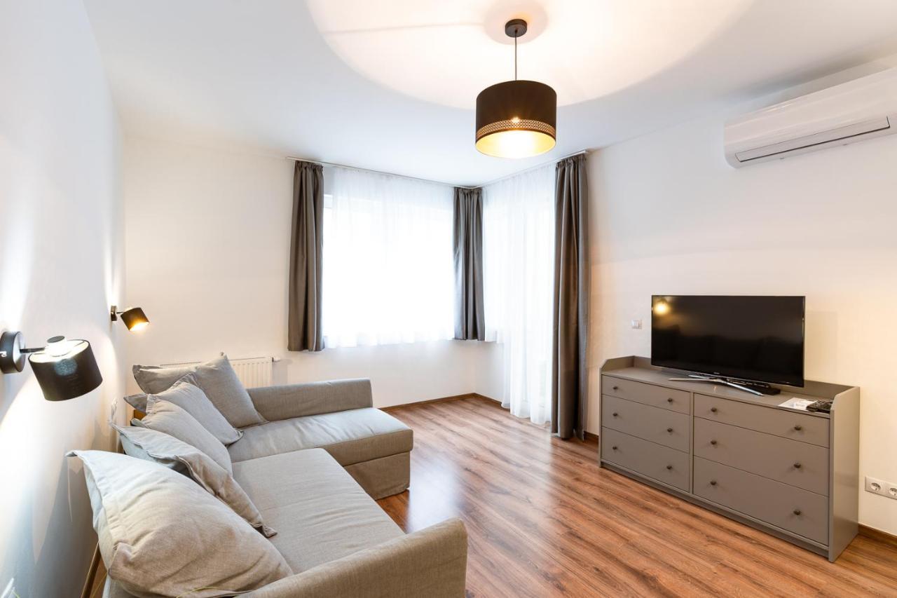 Modern & Newly Built Apartment With Private Garage Budapest Eksteriør billede