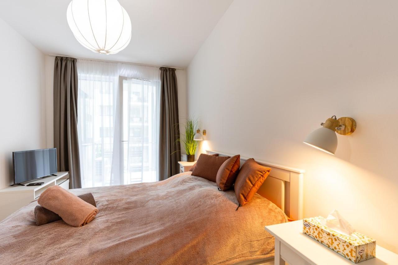 Modern & Newly Built Apartment With Private Garage Budapest Eksteriør billede